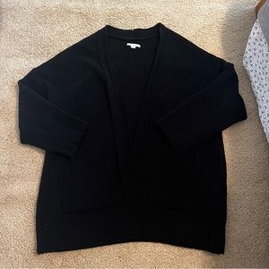 AE Black oversized sweater
